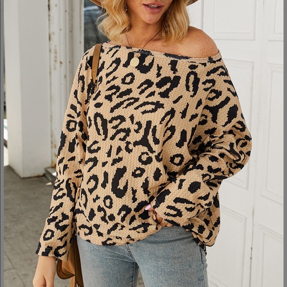 Leopard Boatneck Top - Picture 2 of 2